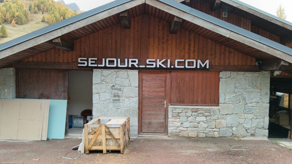 WhatsApp Image 2025-10-22 at 14.28.32