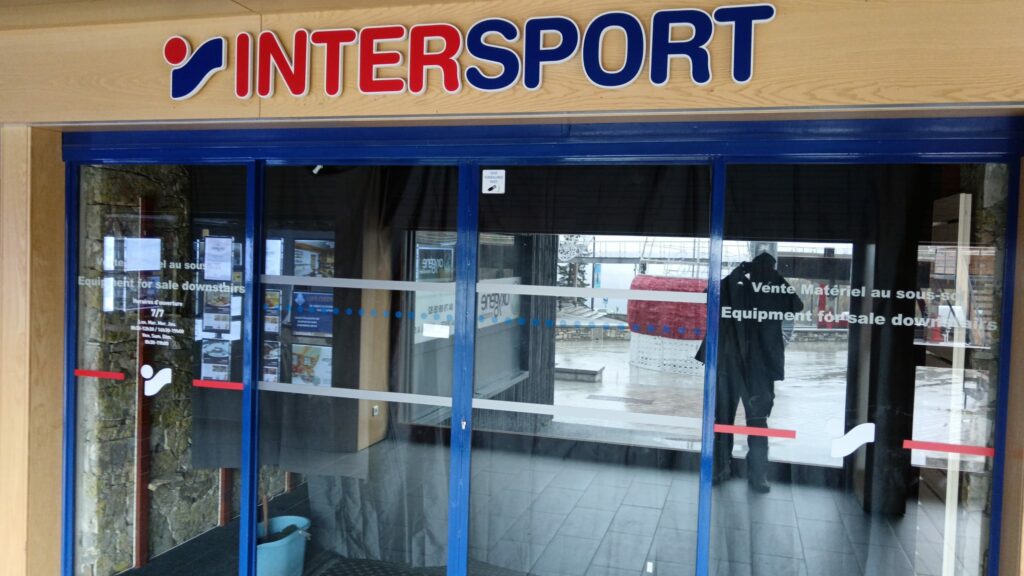 WhatsApp Image 2025-10-23 at 12.53.00