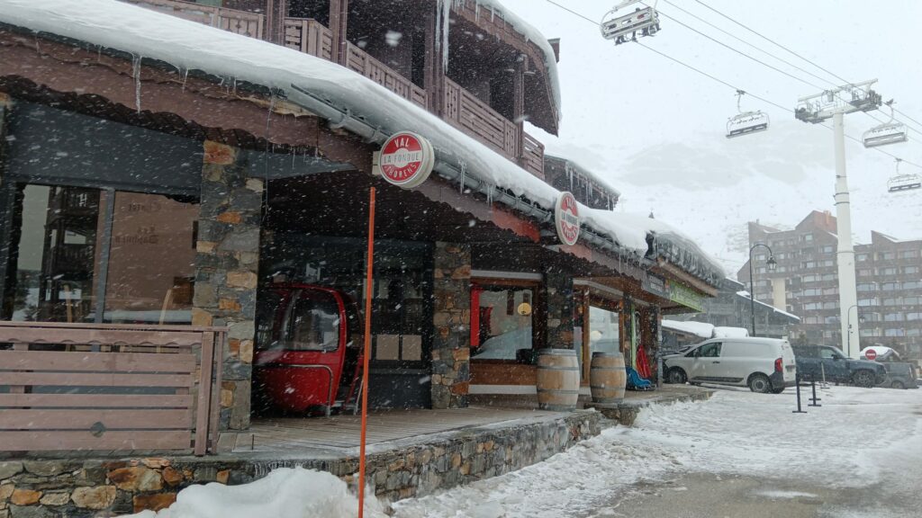 WhatsApp Image 2025-12-16 at 11.14.35