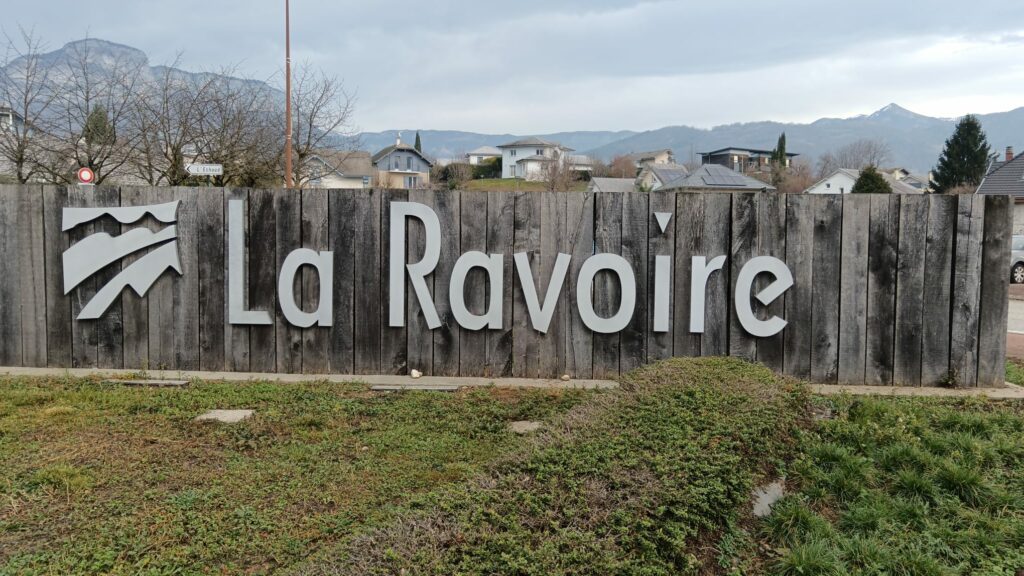 WhatsApp Image 2025-12-22 at 13.34.29